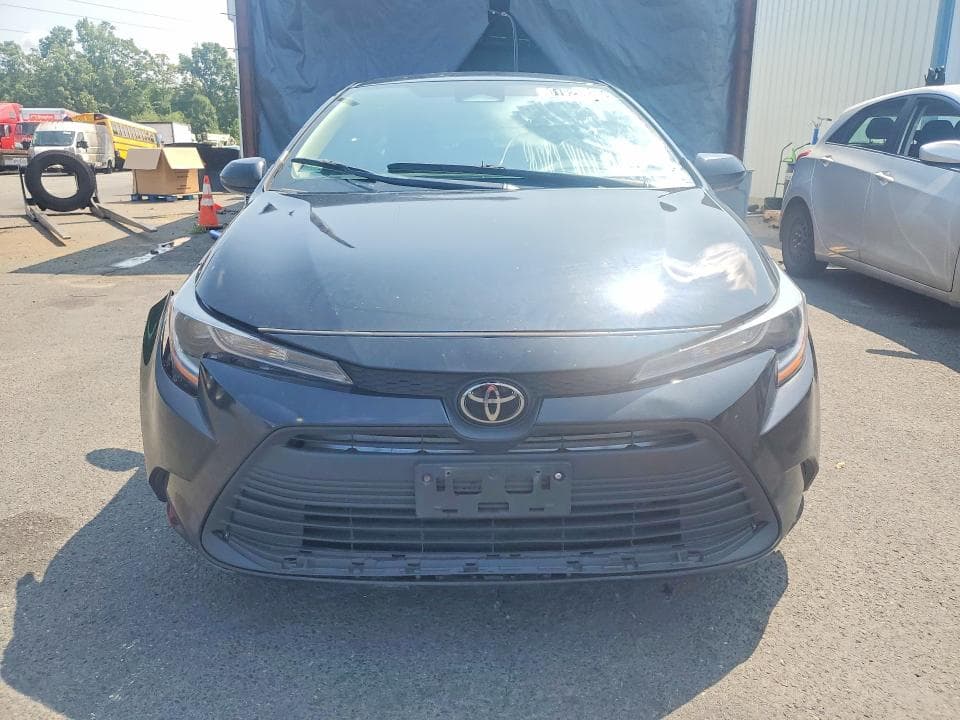 2025 TOYOTA COROLLA LE 5
