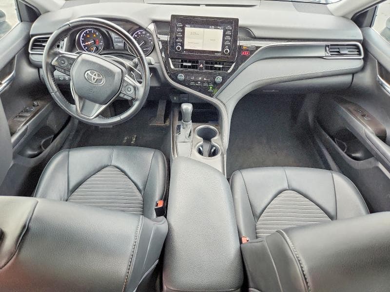 2021 TOYOTA CAMRY SE 8