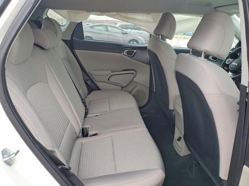 2022 KIA SOUL S 10