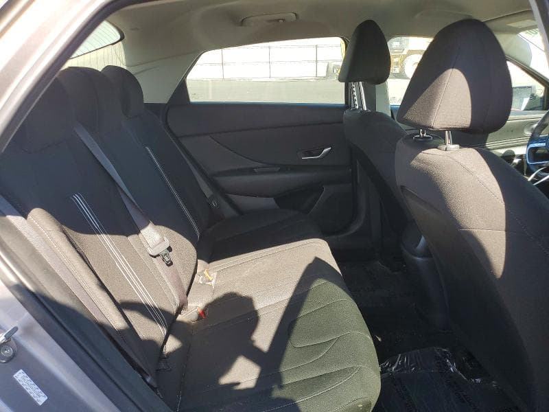2023 HYUNDAI ELANTRA SEL 10