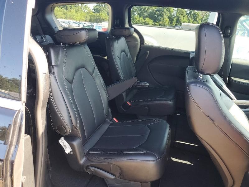 2026 CHRYSLER PACIFICA SELECT 12