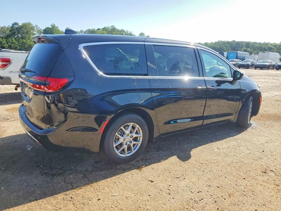 2026 CHRYSLER PACIFICA SELECT 4