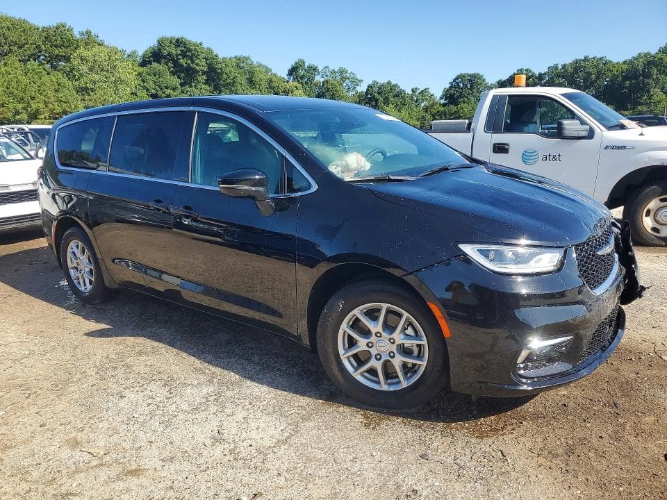 2026 CHRYSLER PACIFICA SELECT 5