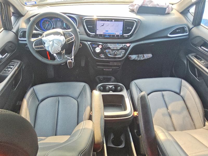 2026 CHRYSLER PACIFICA SELECT 9