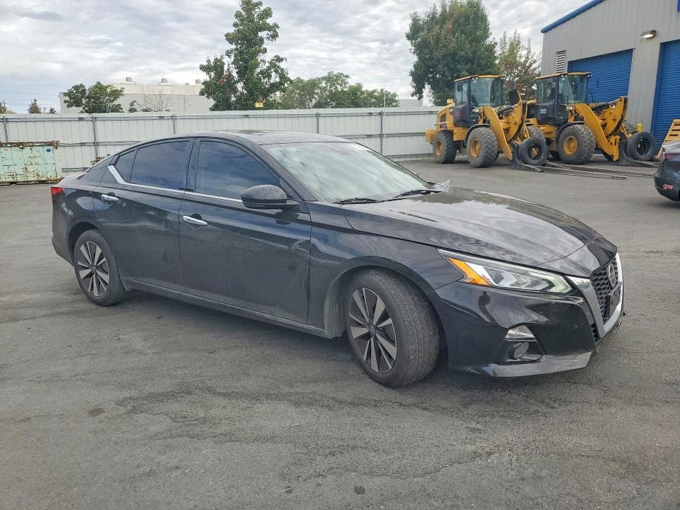 2020 NISSAN ALTIMA SL 4