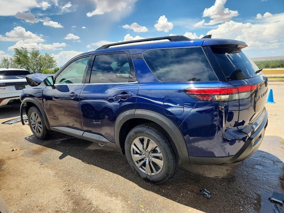 2026 NISSAN PATHFINDER SV 2