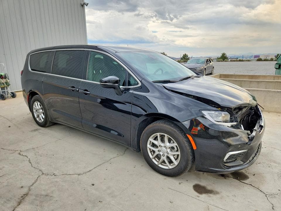 2026 CHRYSLER PACIFICA SELECT SELECT 4