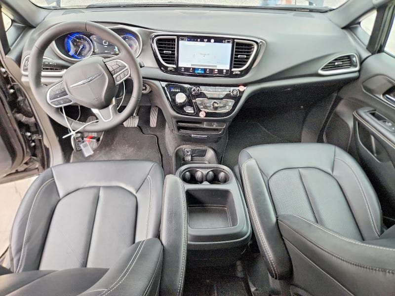 2026 CHRYSLER PACIFICA SELECT SELECT 8