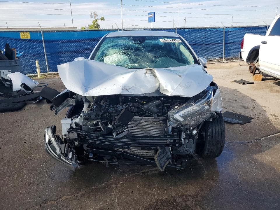 2025 NISSAN VERSA SV 5