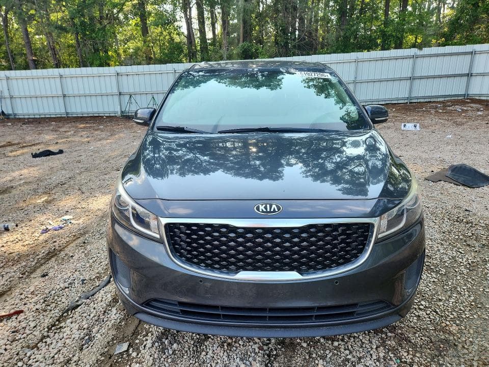 2017 KIA SEDONA LX 5