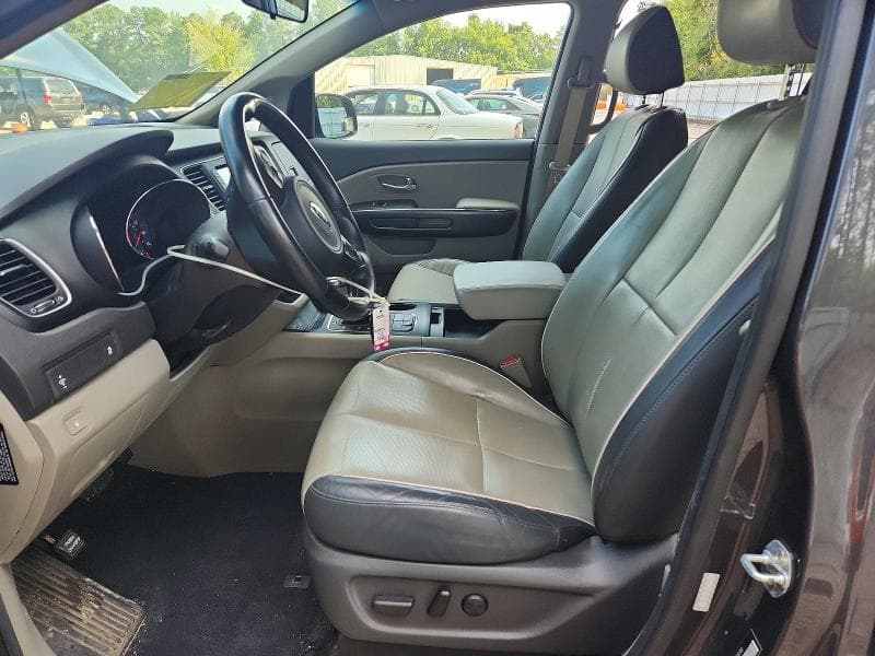 2017 KIA SEDONA LX 7