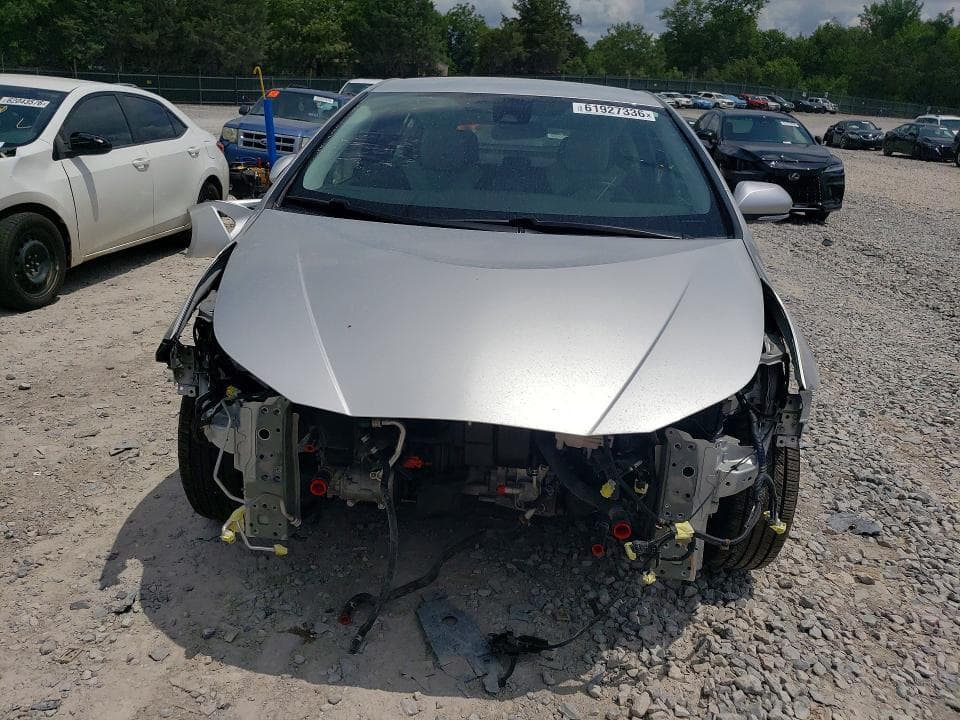 2017 TOYOTA PRIUS TWO 5