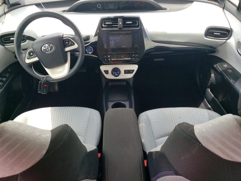 2017 TOYOTA PRIUS TWO 8
