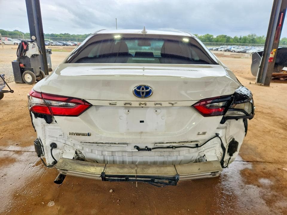 2021 TOYOTA CAMRY LE 6
