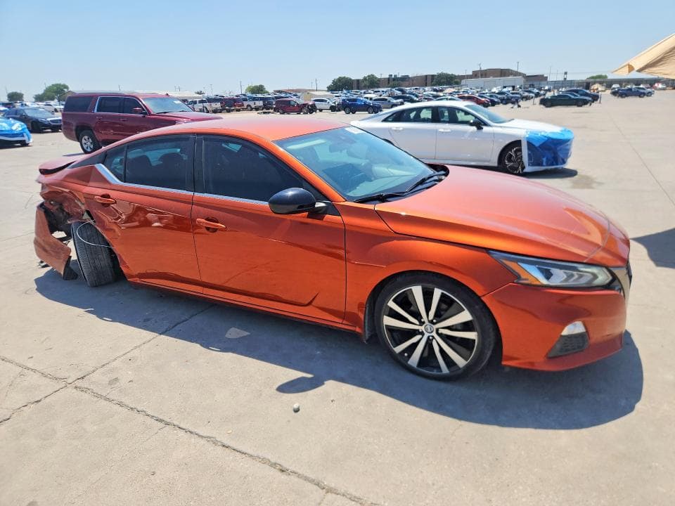 2021 NISSAN ALTIMA SR 4