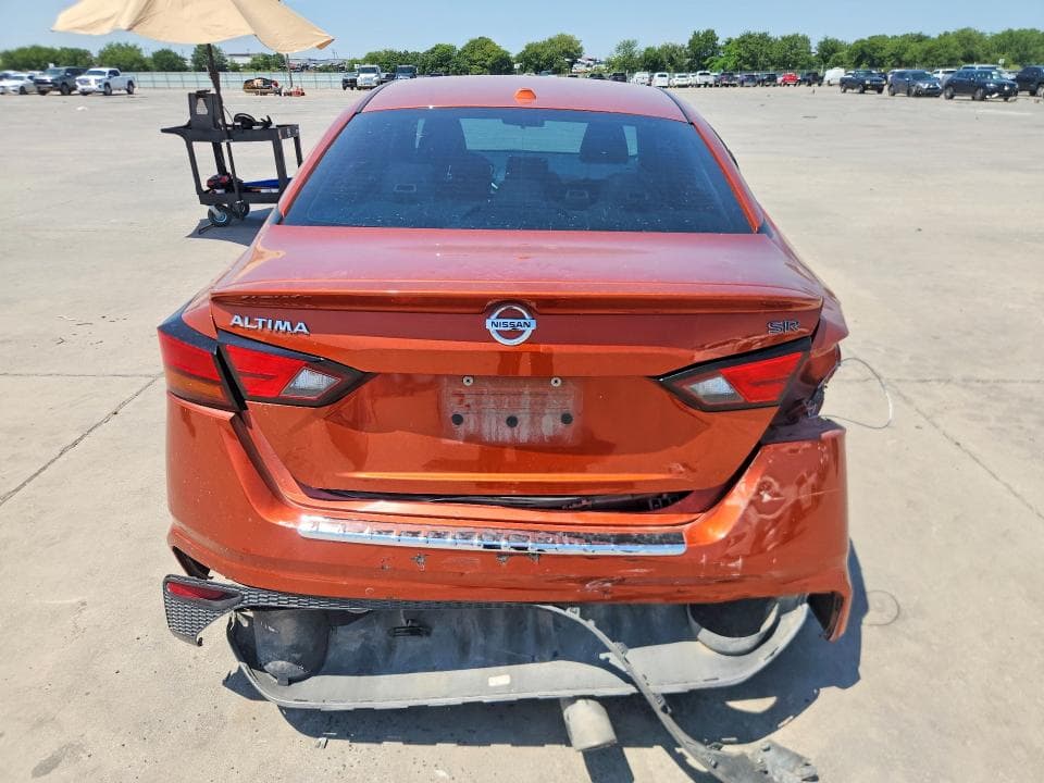 2021 NISSAN ALTIMA SR 6