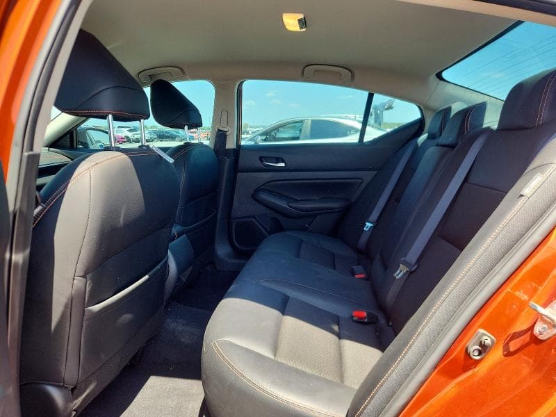 2021 NISSAN ALTIMA SR 10
