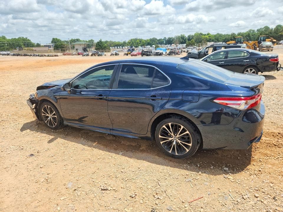 2019 TOYOTA CAMRY SE SE 2