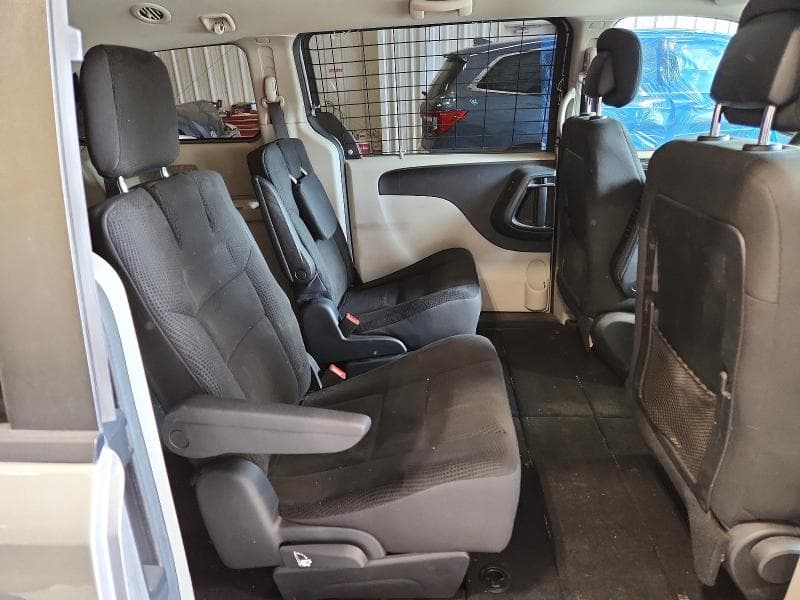 2019 DODGE GRAND CARAVAN SE 11