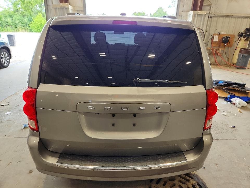 2019 DODGE GRAND CARAVAN SE 6