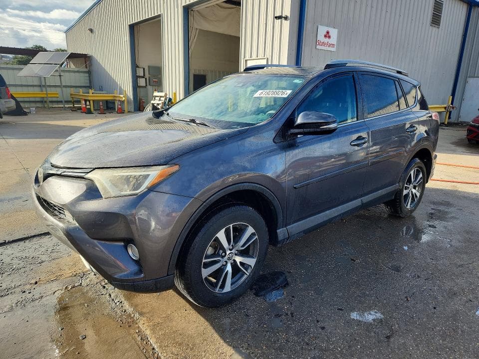 2017 TOYOTA RAV4 XLE - 1