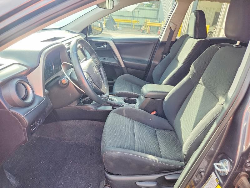 2017 TOYOTA RAV4 XLE 7