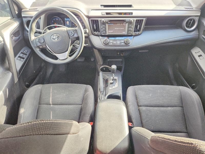 2017 TOYOTA RAV4 XLE 8
