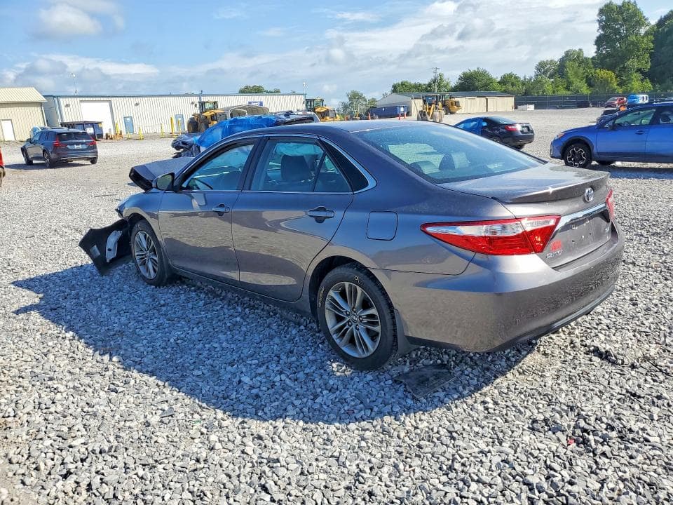 2017 TOYOTA CAMRY SE 2