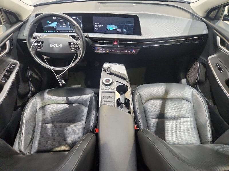2023 KIA EV6 WIND 8