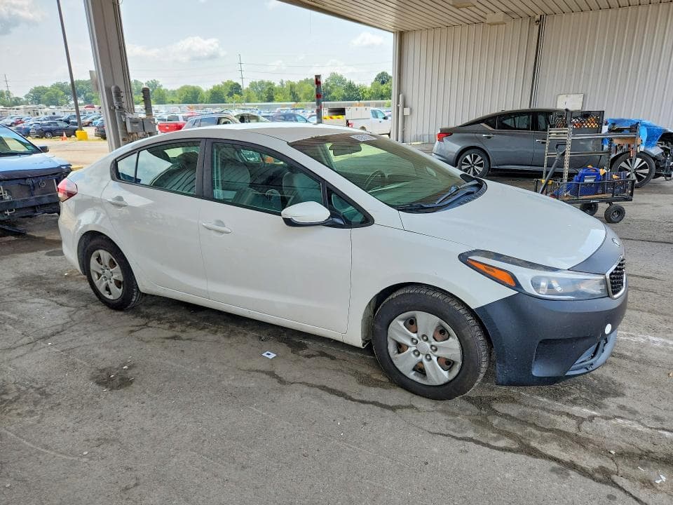 2017 KIA FORTE LX 4