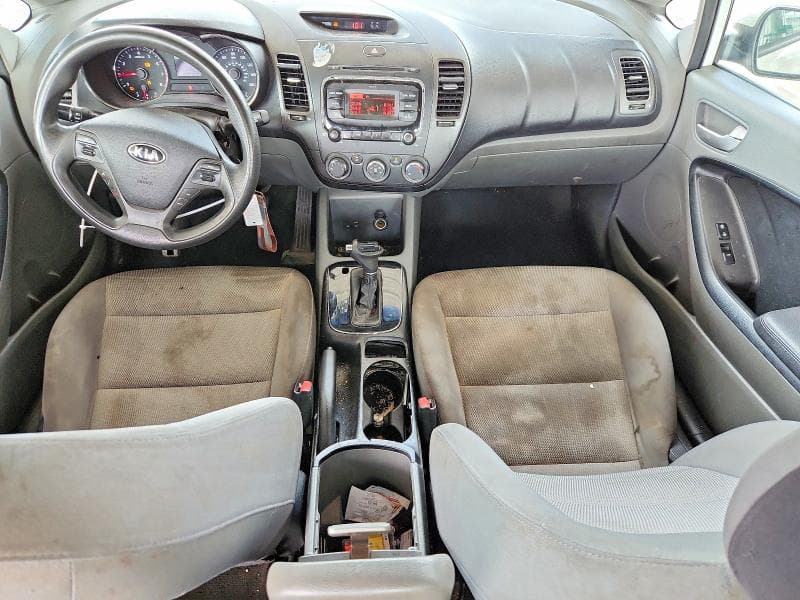 2017 KIA FORTE LX 8