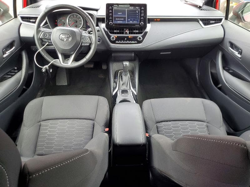 2021 TOYOTA COROLLA HATCHBACK SE 8