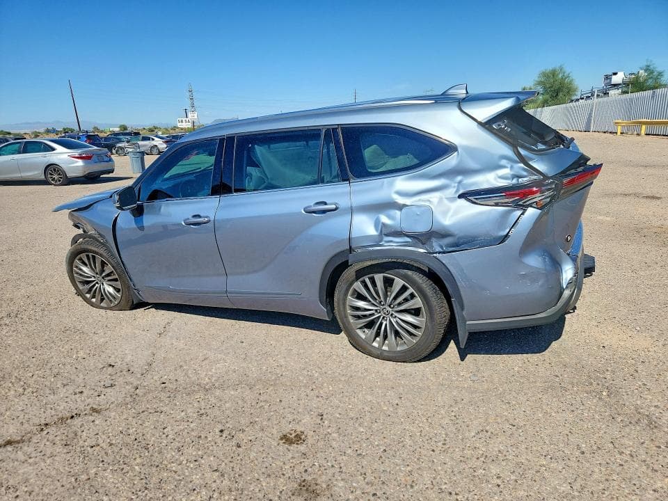 2021 TOYOTA HIGHLANDER PLATINUM 2