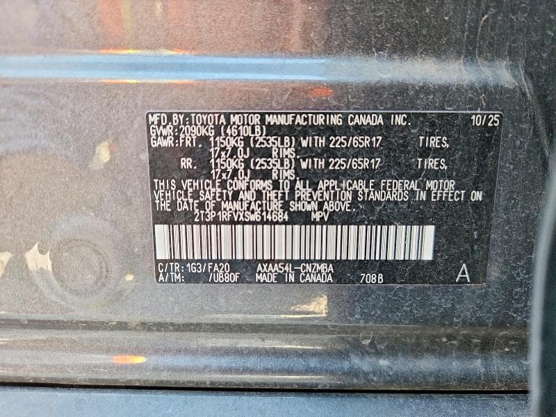 2025 TOYOTA RAV4 XLE 13