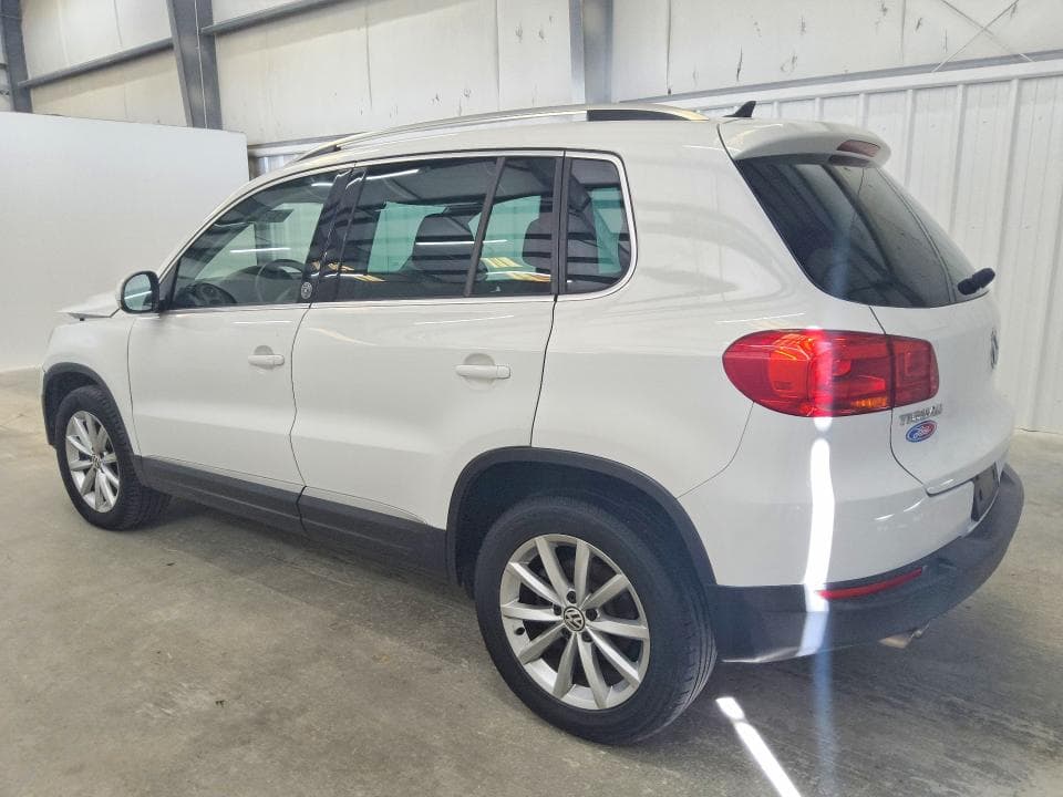 2017 VOLKSWAGEN TIGUAN 2
