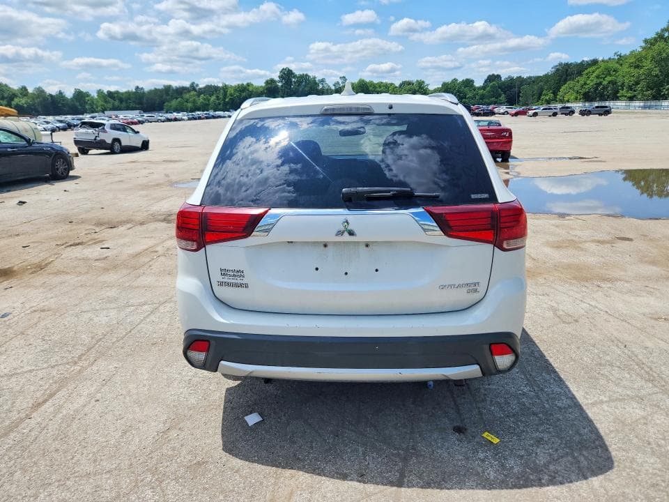 2017 MITSUBISHI OUTLANDER SE 6