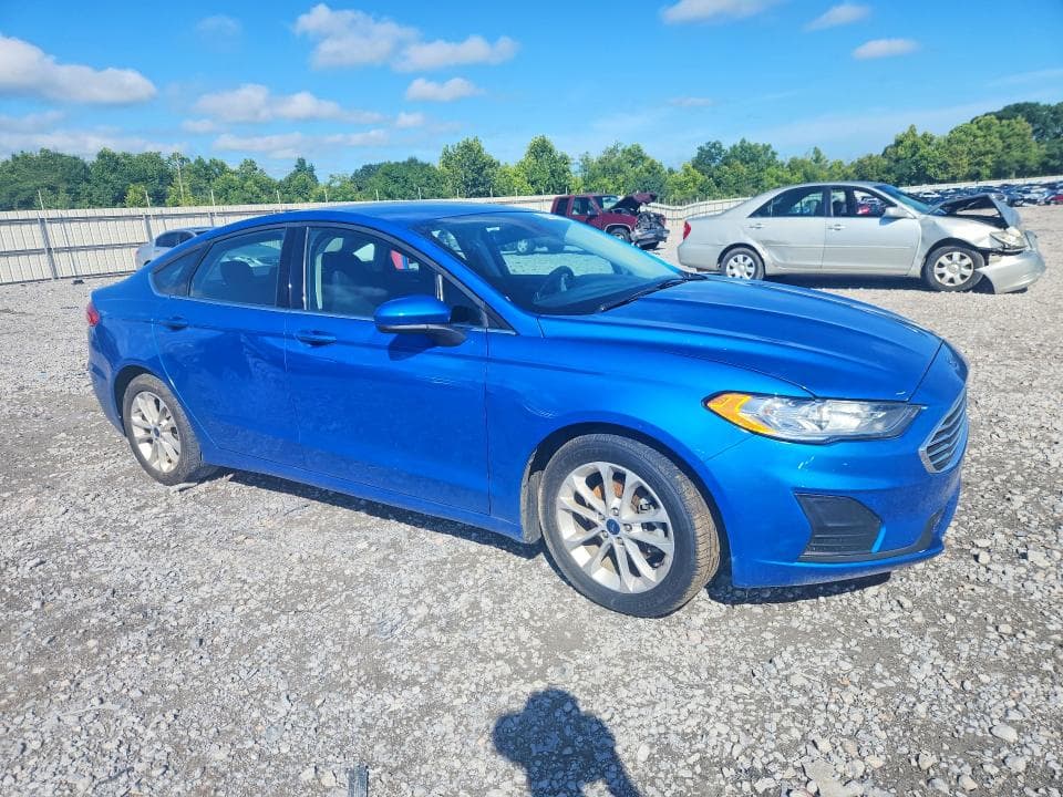 2019 FORD FUSION SE 4