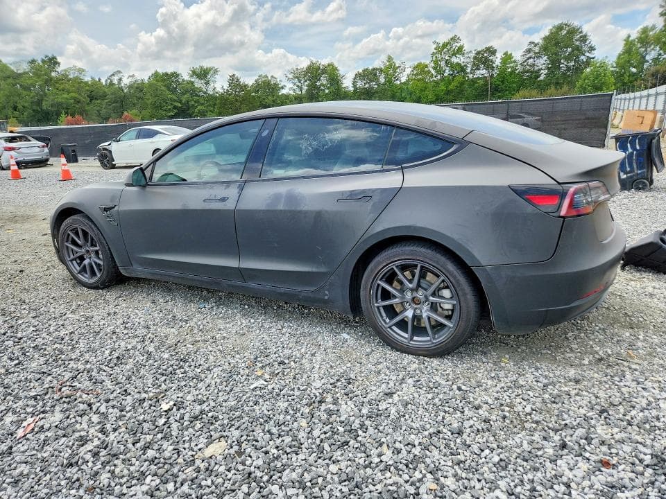 2022 TESLA MODEL 3 2