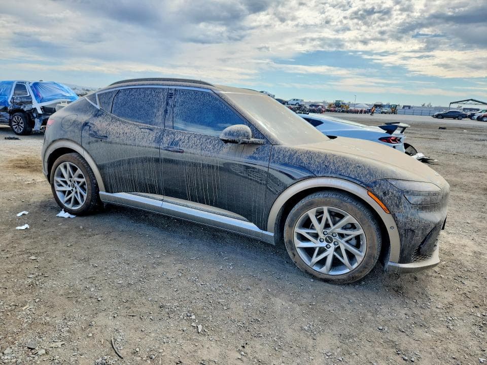 2024 GENESIS GV60 ADVANCED 4