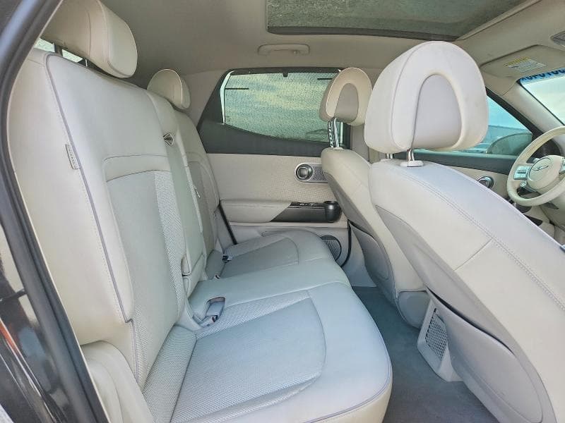 2024 GENESIS GV60 ADVANCED 10