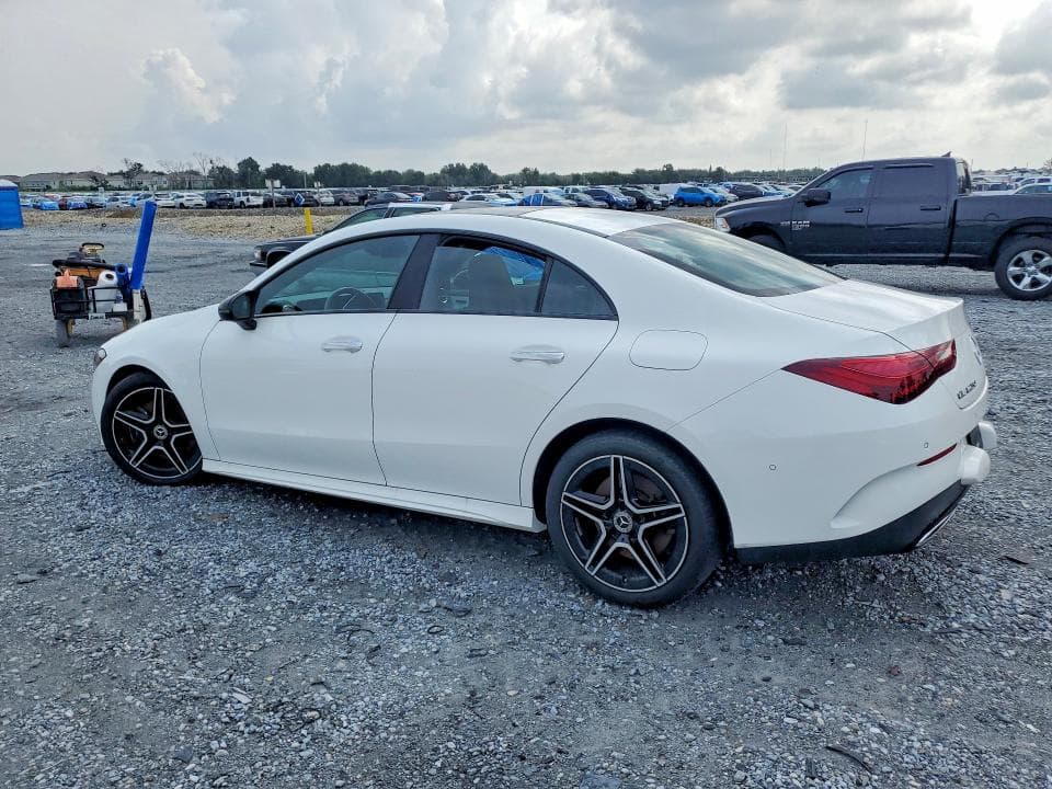 2024 MERCEDES-BENZ CLA 250 2