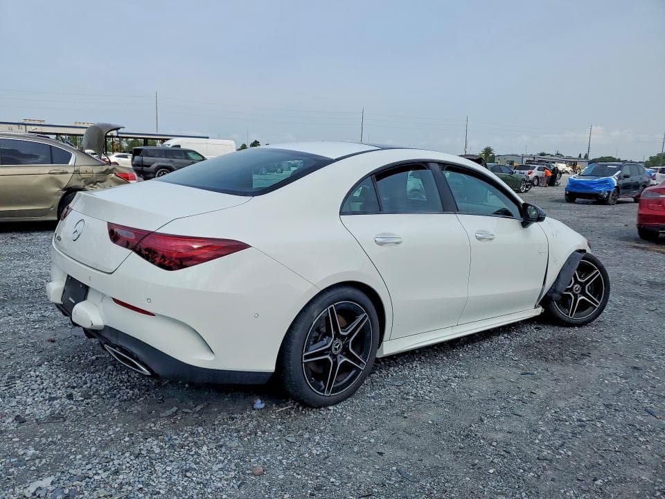 2024 MERCEDES-BENZ CLA 250 3