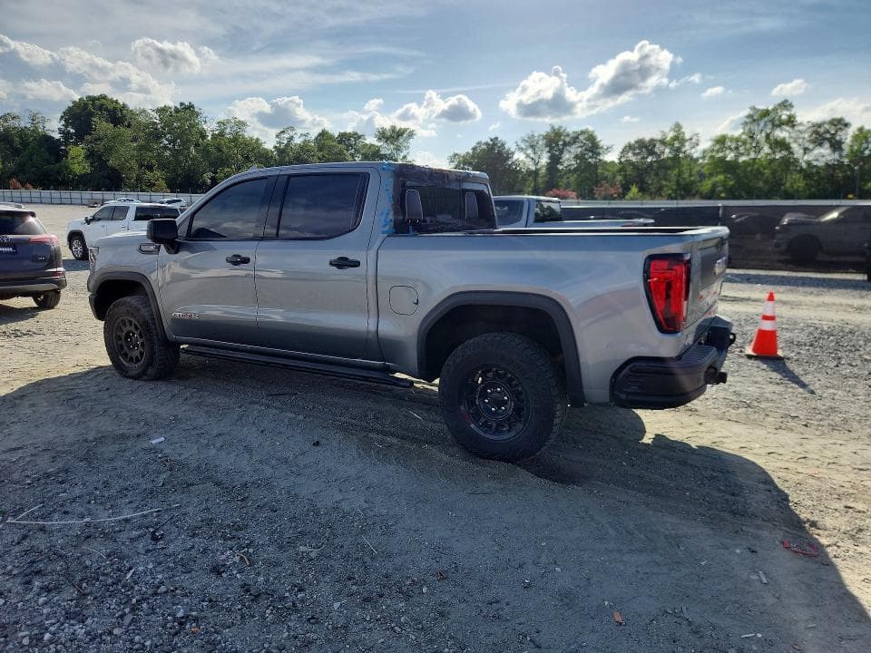 2023 GMC SIERRA K1500 AT4X 2