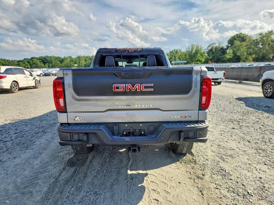 2023 GMC SIERRA K1500 AT4X 6