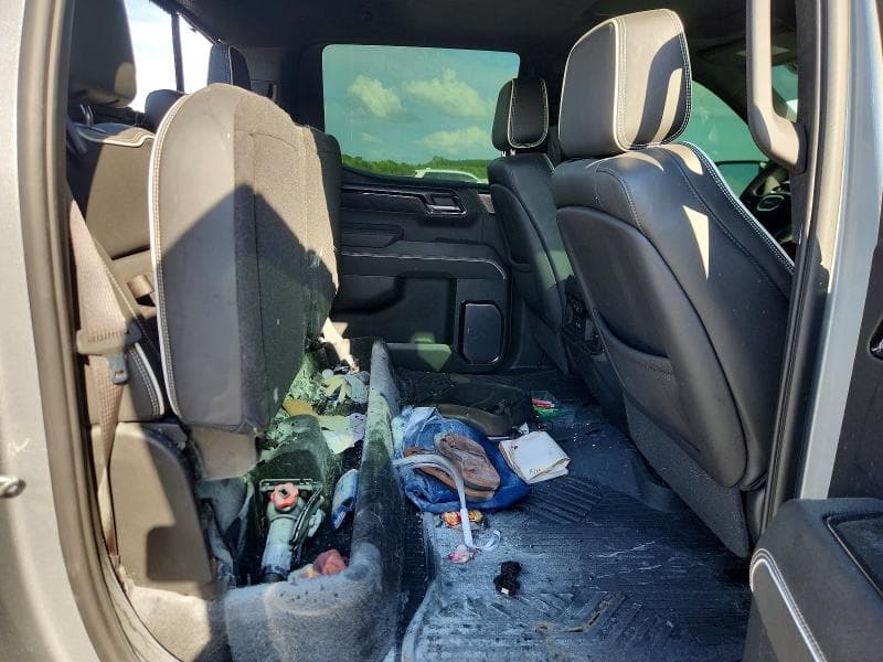 2023 GMC SIERRA K1500 AT4X 10