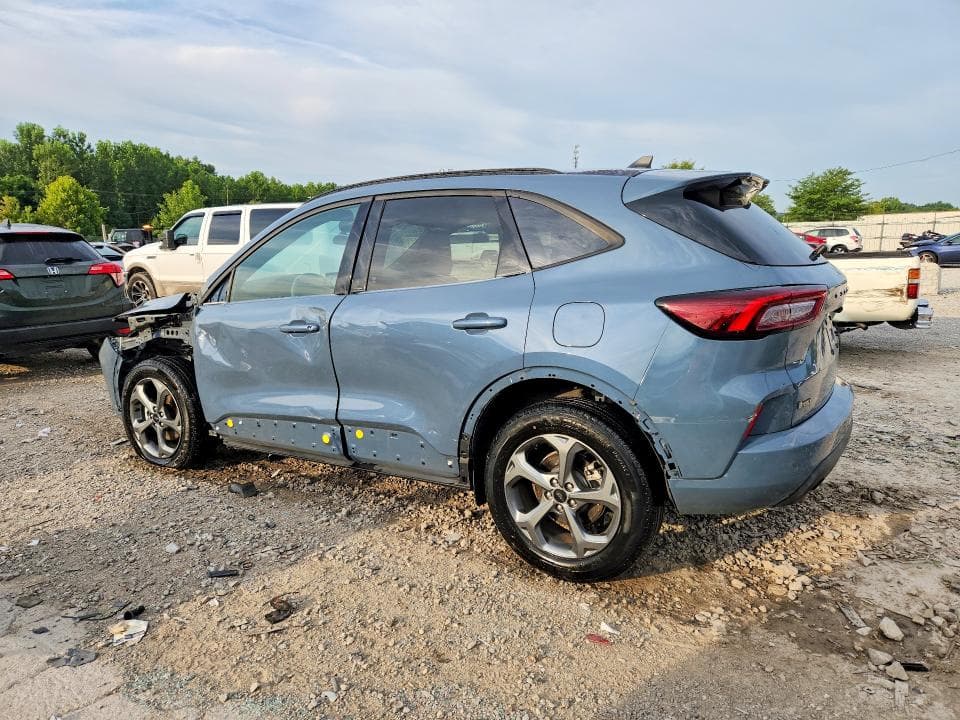 2023 FORD ESCAPE ST LINE 2