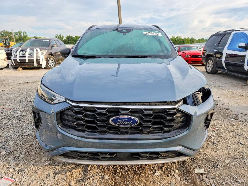 2023 FORD ESCAPE ST LINE 5
