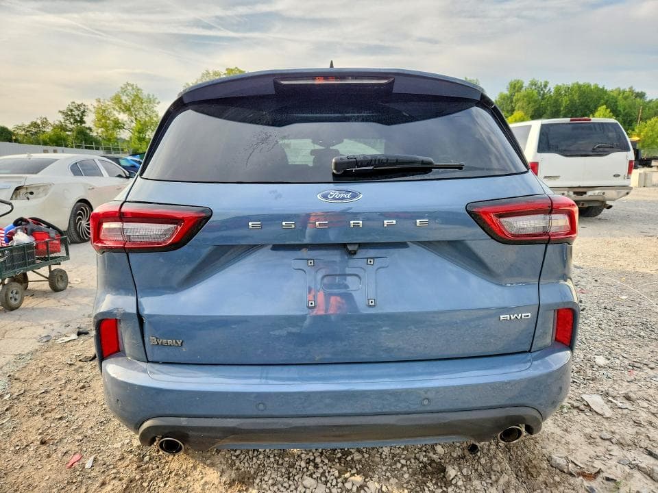 2023 FORD ESCAPE ST LINE 6