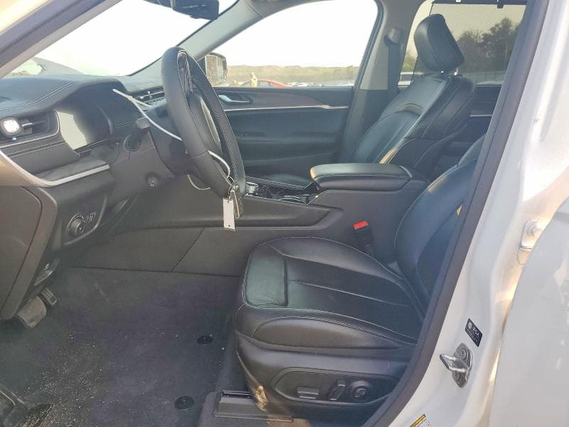 2023 JEEP GRAND CHEROKEE LIMITED 7