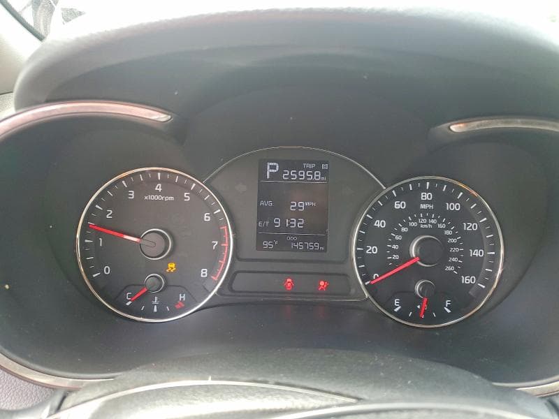 2017 KIA FORTE LX 9